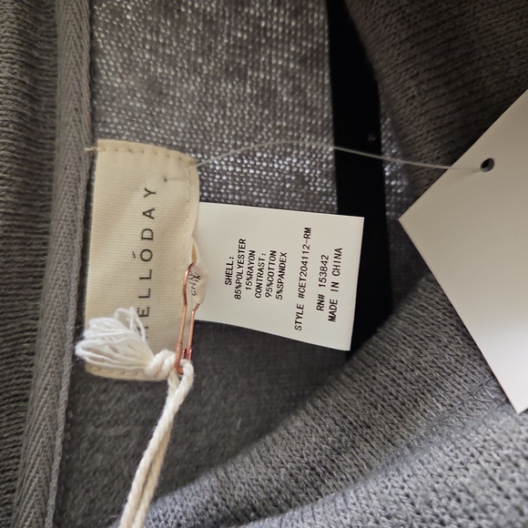 Women's NWT Melloday Poncho Shrug / Sweater Small/Medium - Picture 5 of 6